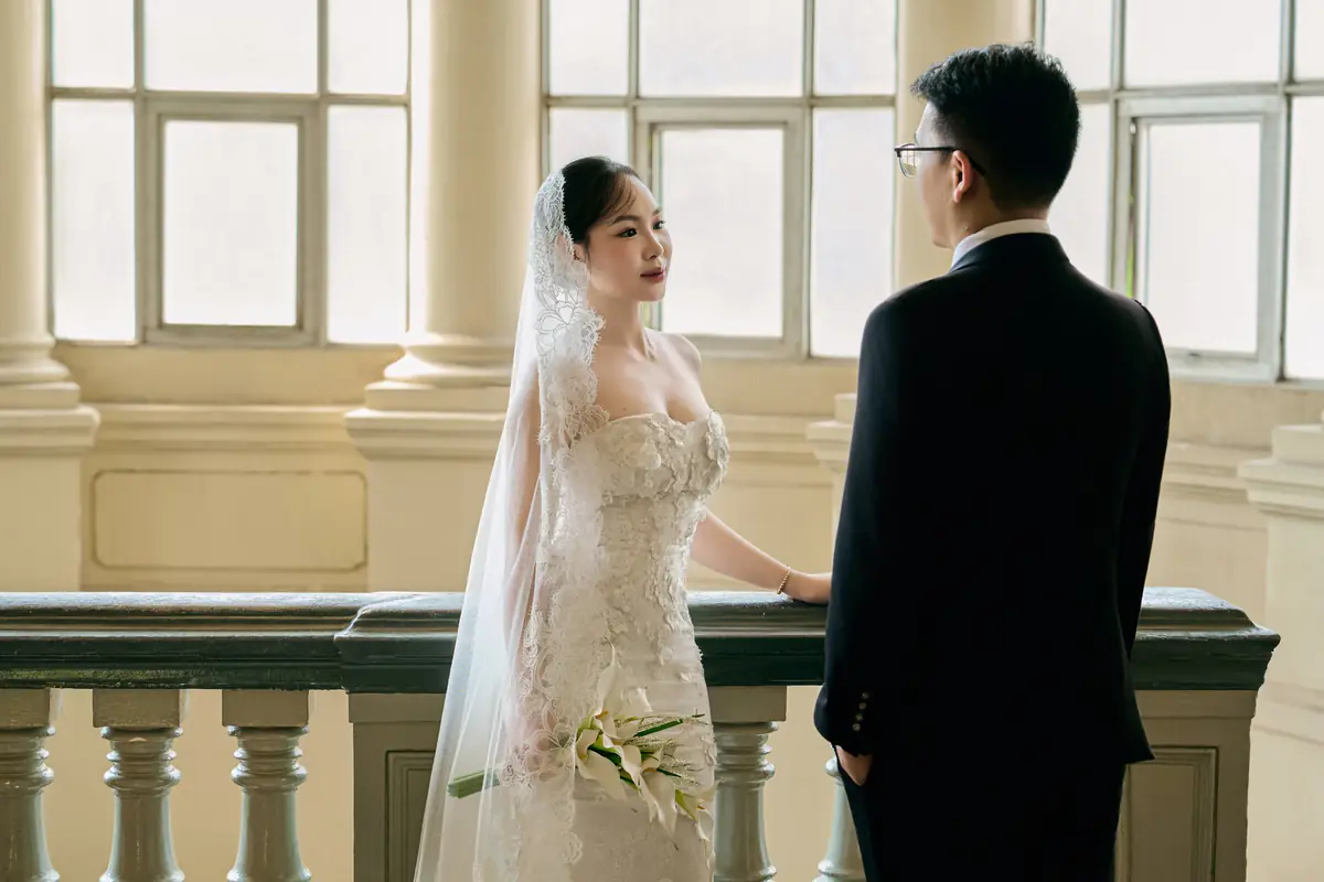 Lần đầu nhìn thấy nhau