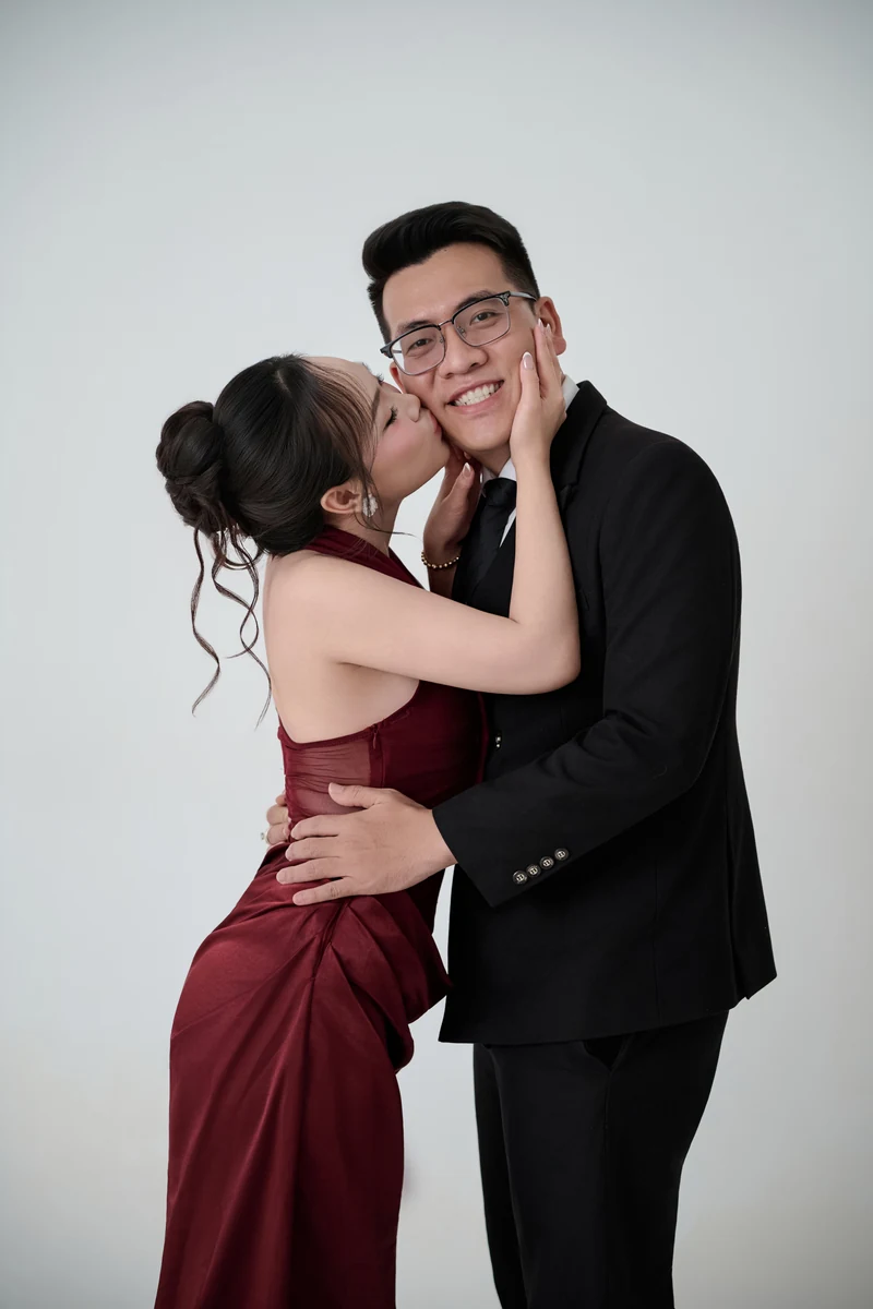 Một nụ hôn bất ngờ